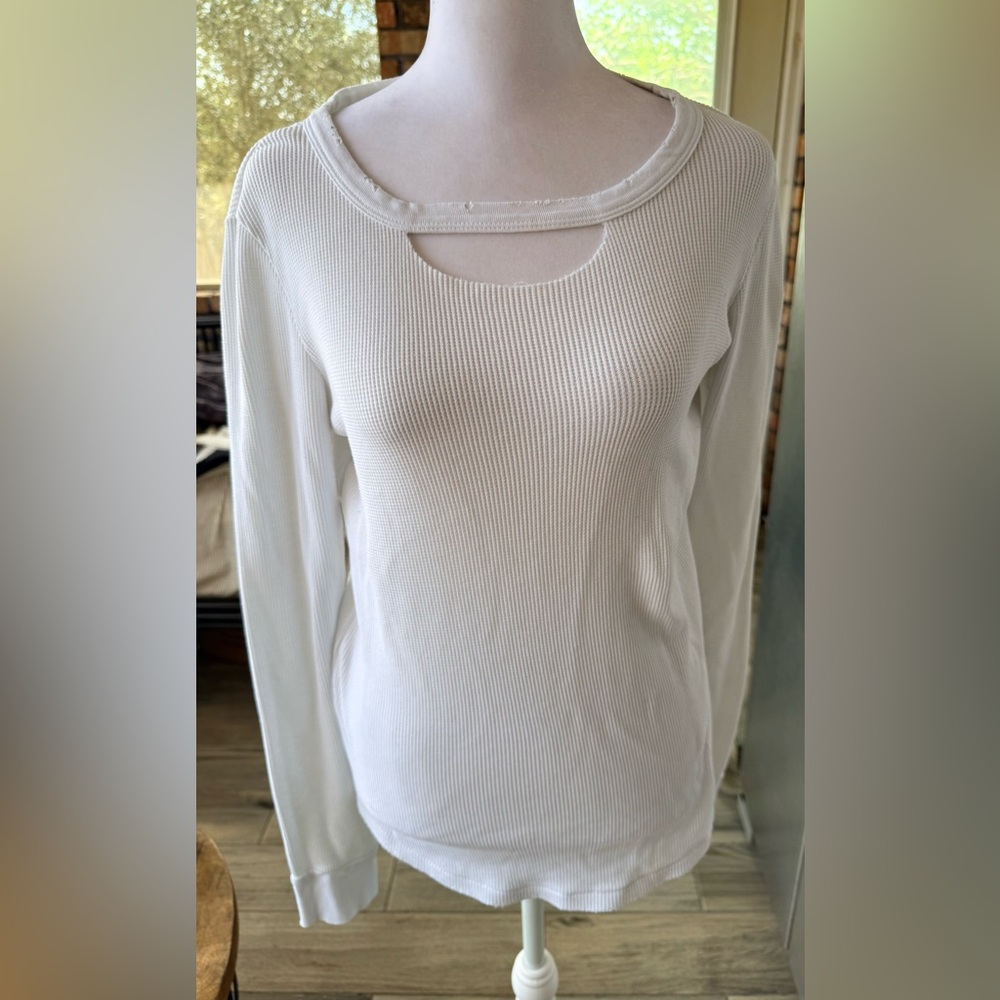 Women’s philanthropy White Long-Sleeve distressedThermal Top with Keyhole Detail